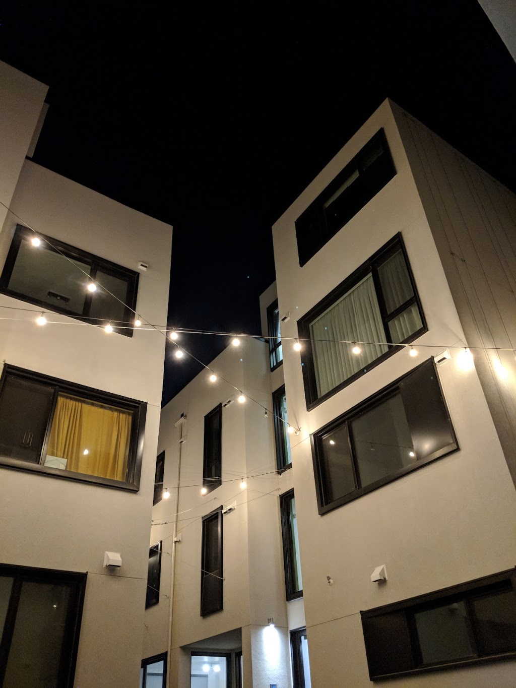 Projet elää - par KnightsBridge | Boulevard Henri-Duhamel, Verdun, QC H4G 2C5, Canada | Phone: (438) 288-2806