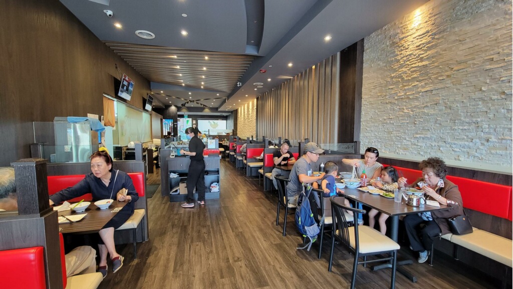 Pho Quinn Bridlewood Mall | 2900 Warden Ave. Unit 107, Scarborough, ON M1W 2S8, Canada | Phone: (647) 350-8819
