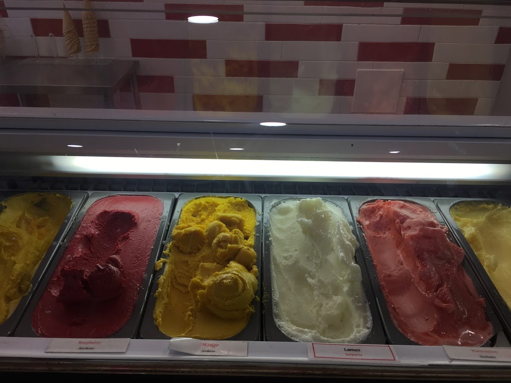 Chantilly Gelato & Cafe | 234 Esplanade Ave, Harrison Hot Springs, BC V0M 1K0, Canada | Phone: (604) 491-2001