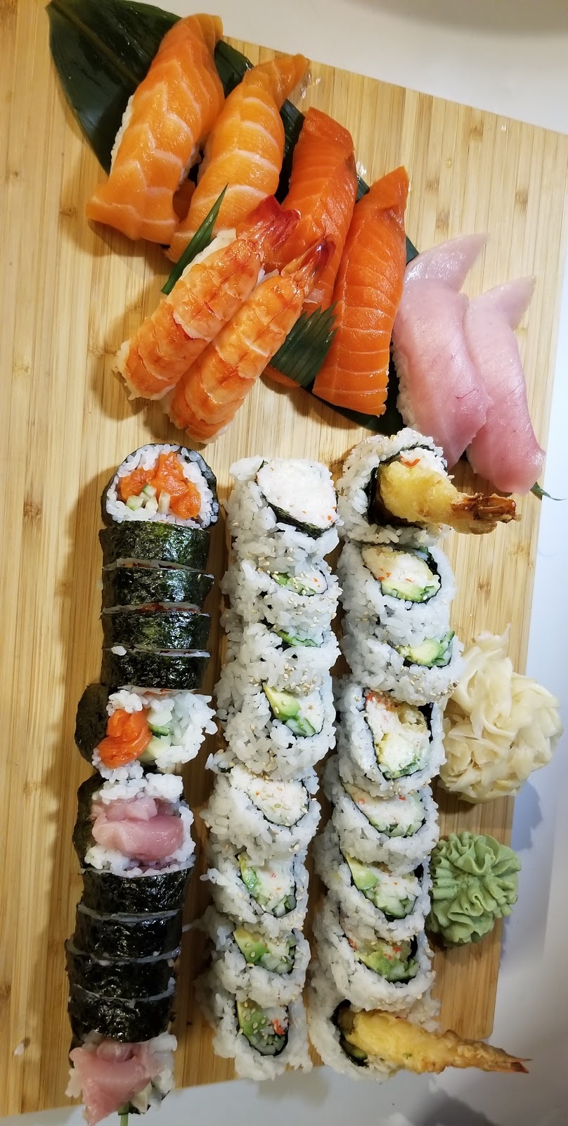 Doma Sushi | 16033 108 Ave #407, Surrey, BC V4N 1P2, Canada | Phone: (604) 498-5958