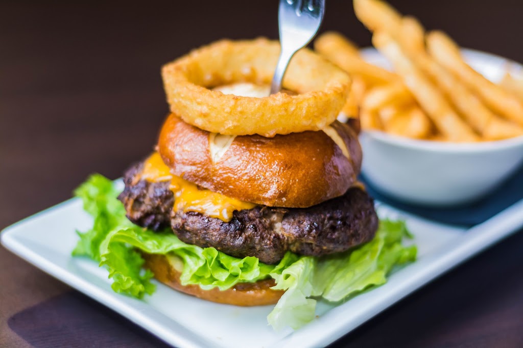 Eclipse Restaurant + Lounge | 1100 4 St, Leduc, AB T9E 8E2, Canada | Phone: (780) 770-9131