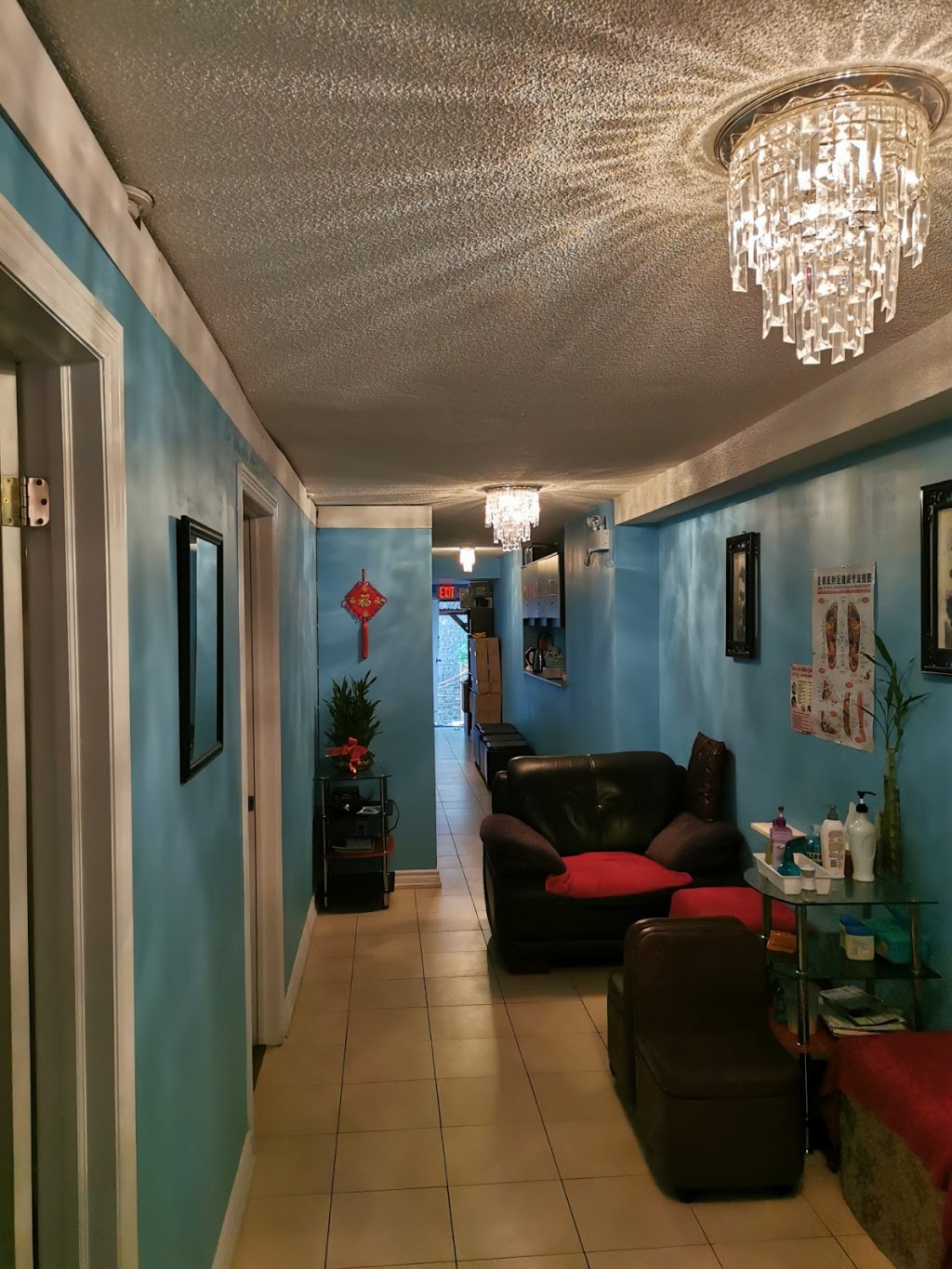 Foot Line Miles Spa | 667 Gerrard St E, Toronto, ON M4M 1Y2, Canada | Phone: (647) 945-8678