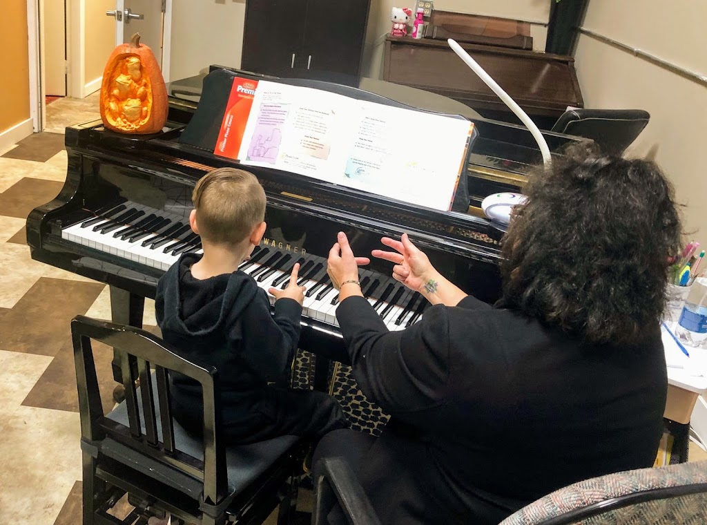 Skyline Music | 2903 Kingsview Blvd SE Unit 102, Airdrie, AB T4A 0C4, Canada | Phone: (403) 398-3951