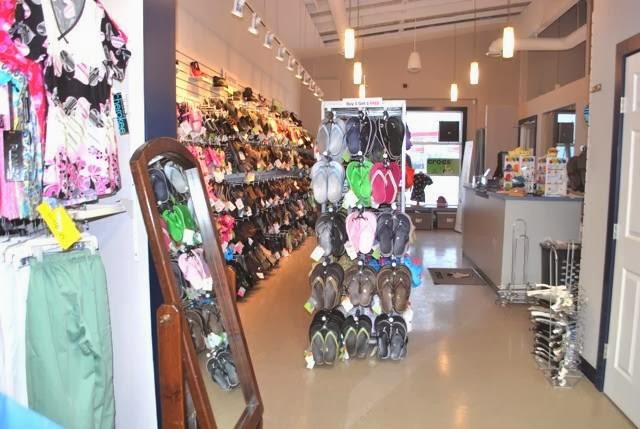 Alpha Uniforms & Shoes | 1501 Park St, Regina, SK S4N 2E9, Canada | Phone: (306) 352-5742