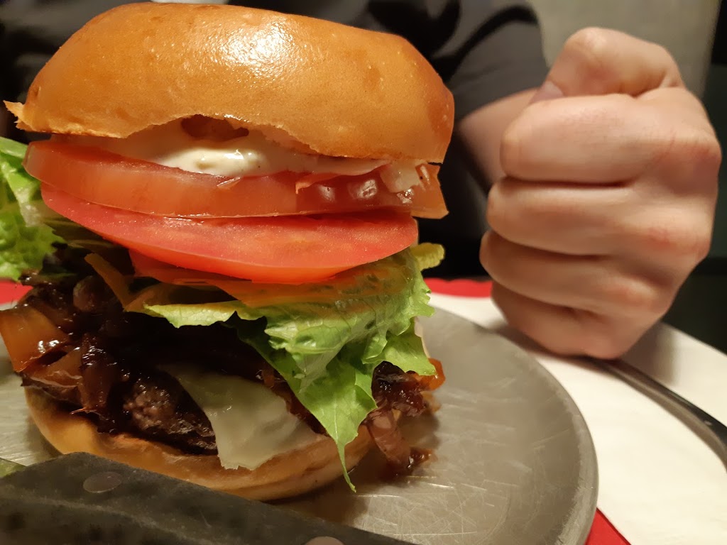 Super Burger | 1910 Chemin dOka, Deux-Montagnes, QC J7R, Canada | Phone: (579) 633-1910