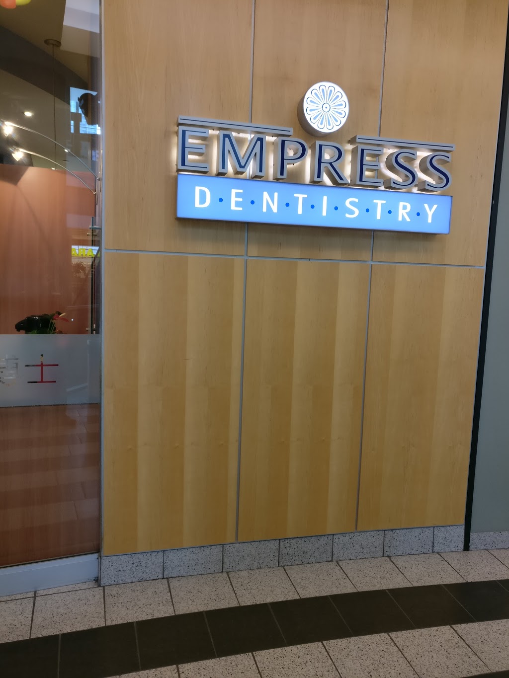 Empress Dentistry | 5095 Yonge St, North York, ON M2N 6Z4, Canada | Phone: (416) 224-1404