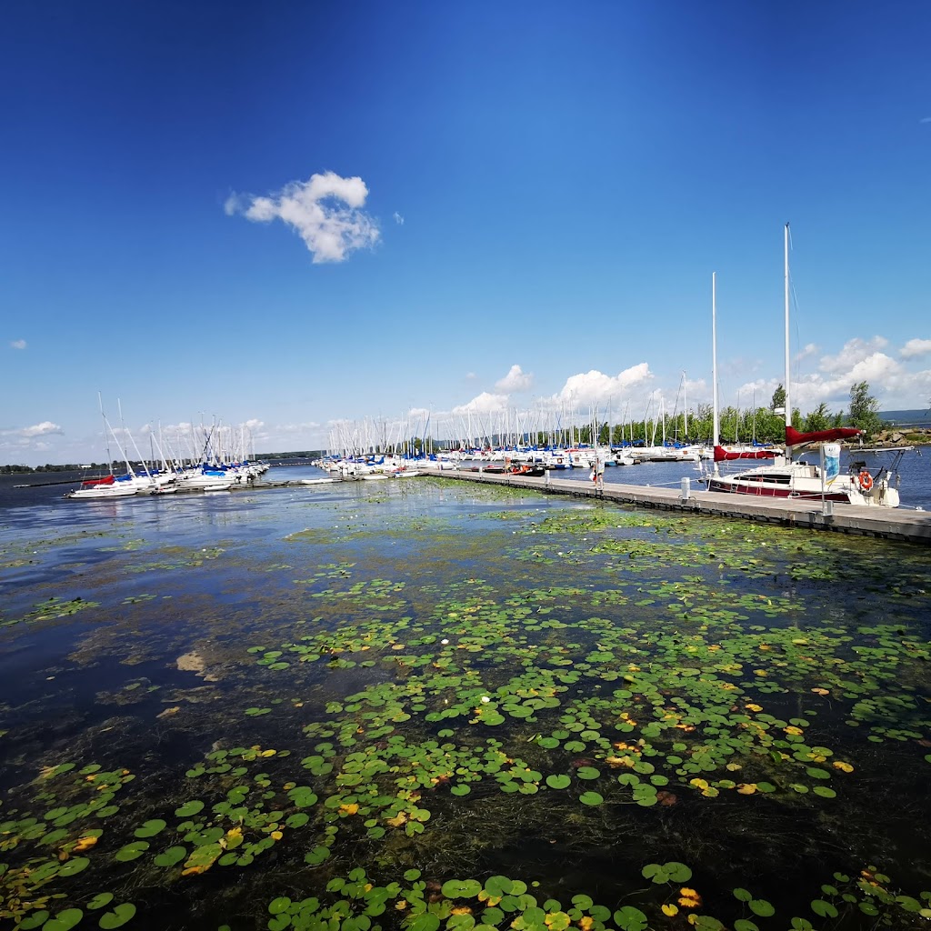 Club de Voile DeuxMontagnes 30 Rue des Rigolets, Vaudreuilsurle