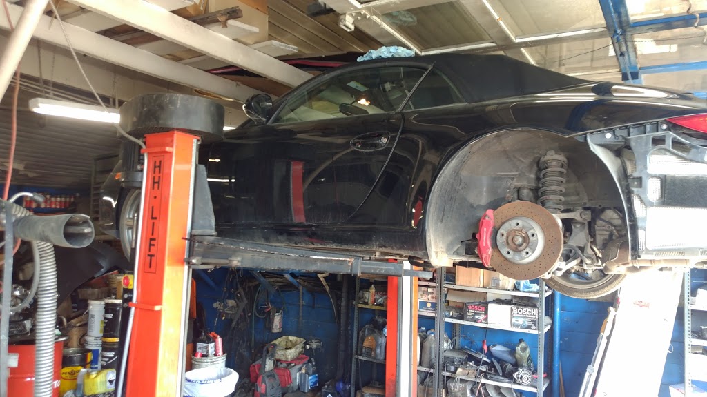Stevo Auto Clinic | 3505 16 St SW, Calgary, AB T2T 4H1, Canada | Phone: (403) 287-1334