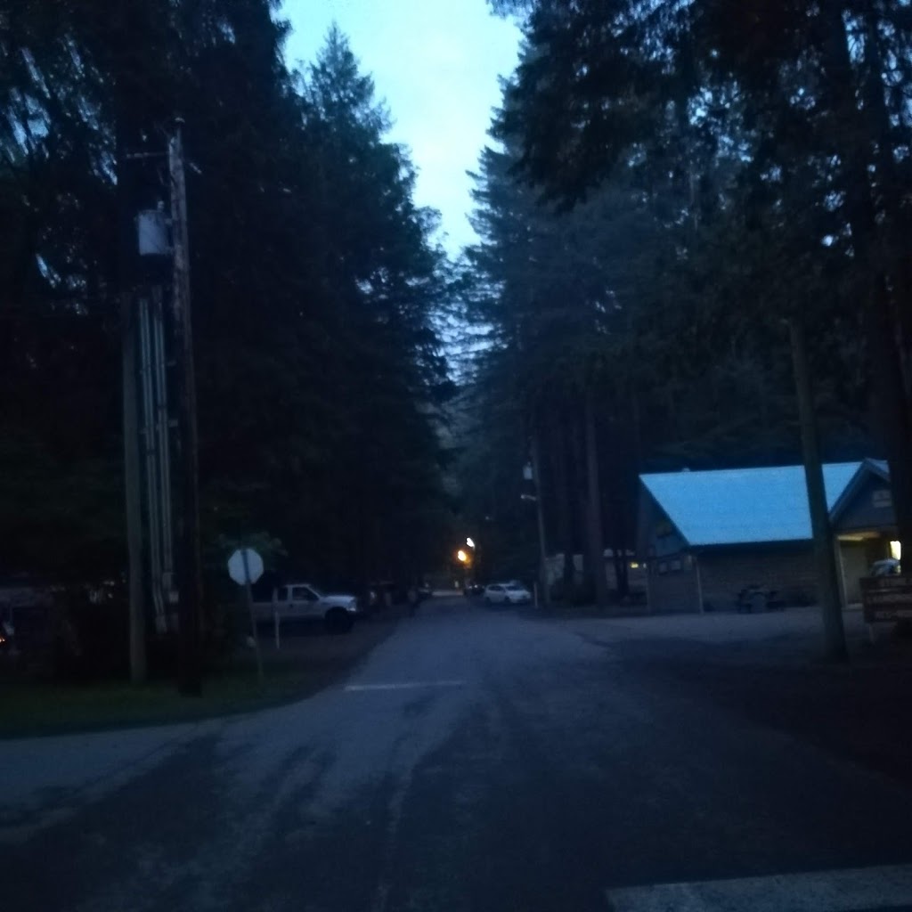 Sunnyside Campground | 3405 Columbia Valley Rd, Cultus Lake, BC V2R 5A3, Canada | Phone: (604) 858-5253