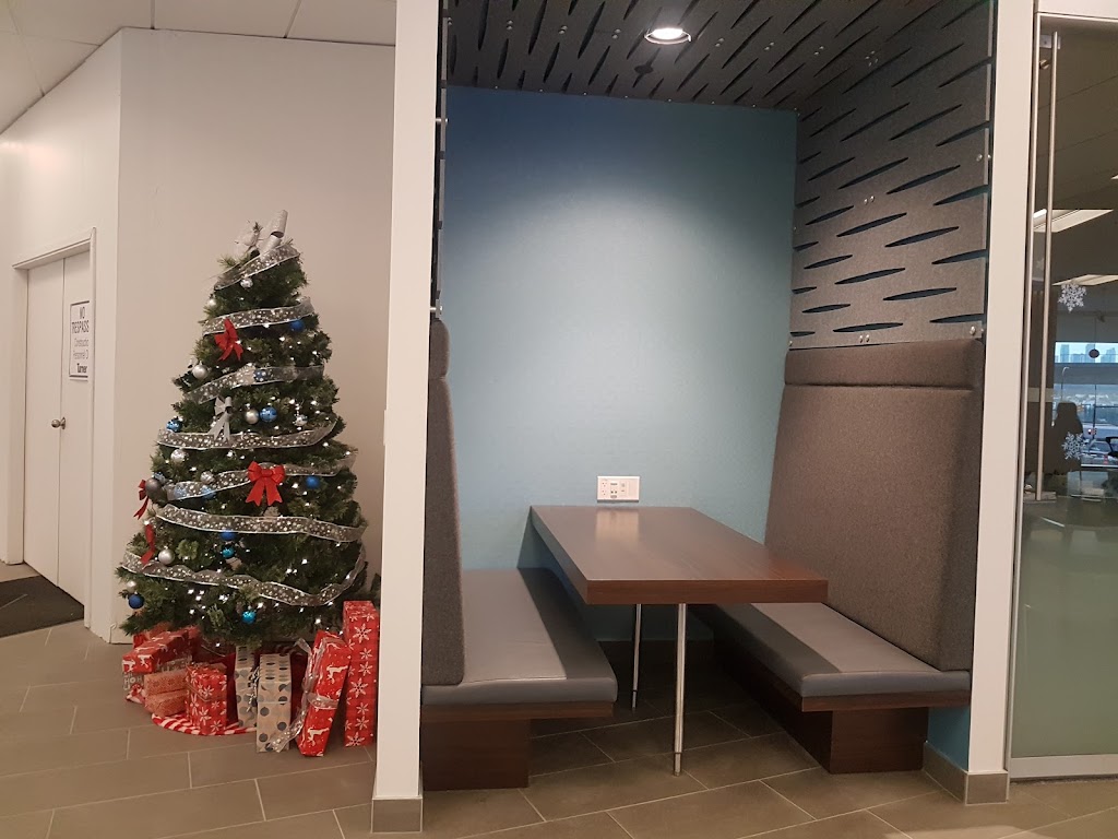 BMO Bank of Montreal | 4567 Lougheed Hwy., Burnaby, BC V5C 3Z6, Canada | Phone: (604) 665-6660