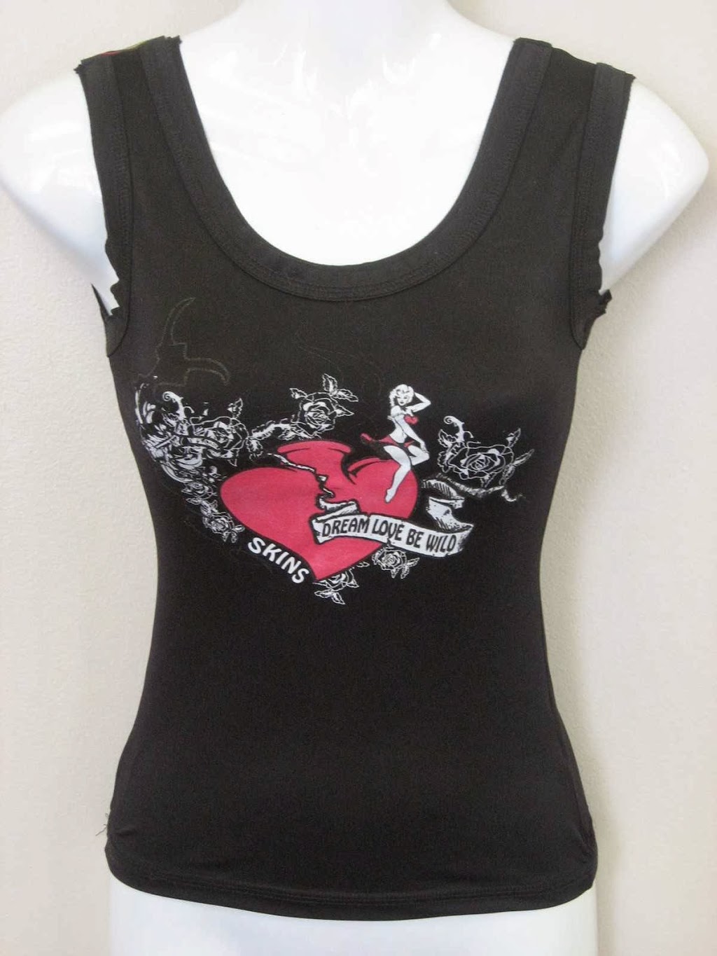 Eagle Sportswear | 255 Canarctic Dr, North York, ON M3J 2N7, Canada | Phone: (416) 650-5144
