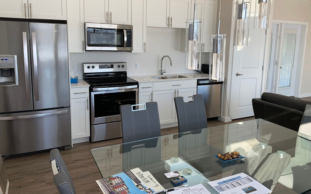 LeParc I & II | 3280 Pembina Hwy, Winnipeg, MB R3V 0A6, Canada | Phone: (204) 297-8859