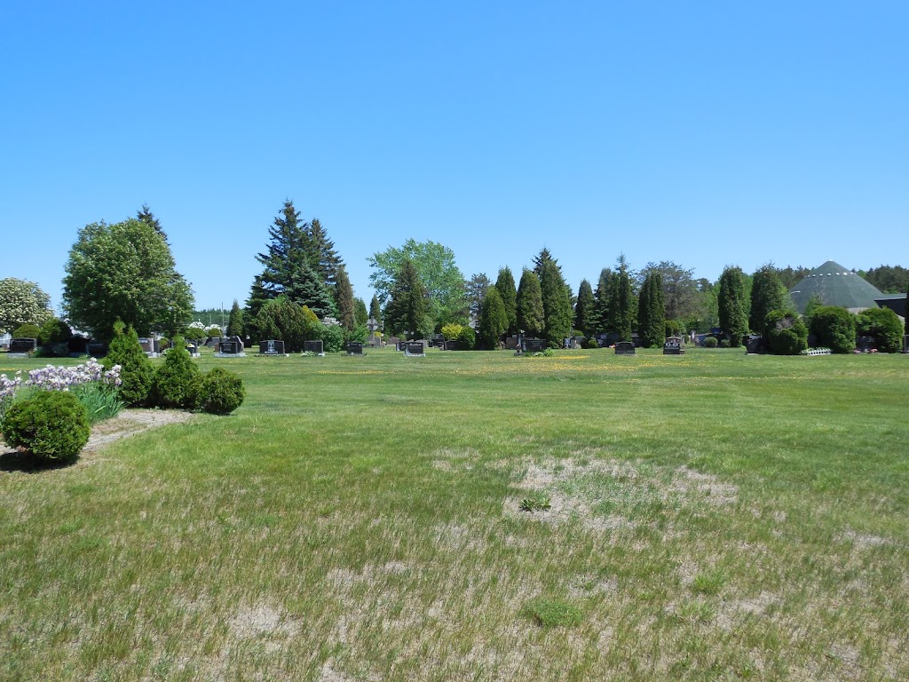 Cimetière Saint-Sacrement | 861 Chem. du Pont Taché, Alma, QC G8B 0A1, Canada | Phone: (418) 668-8378