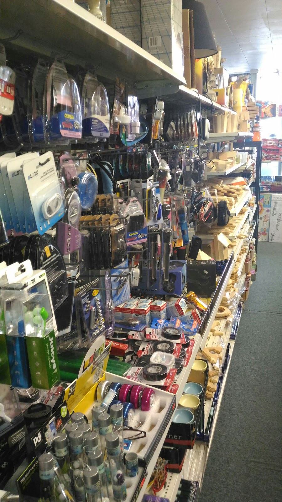 Penny Saver Variety Store | 55 Inglis St, Barrys Bay, ON K0J 1B0, Canada | Phone: (613) 656-3156