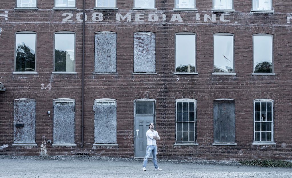 208 Media Inc. | 60B Eastview Rd, Guelph, ON N1E 1Z6, Canada | Phone: (226) 203-5388