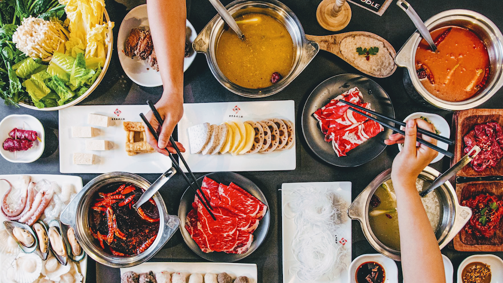 Chine Hot Pot & Noodles | 8971 Bonaventure Dr SE, Calgary, AB T2H 2Z5, Canada | Phone: (403) 452-0656