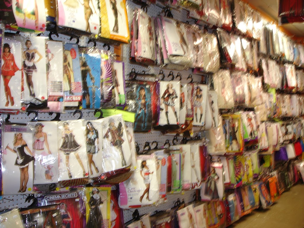 Costume Shop (The) | 960 King St E #3, Cambridge, ON N3H 3P3, Canada | Phone: (519) 653-1139