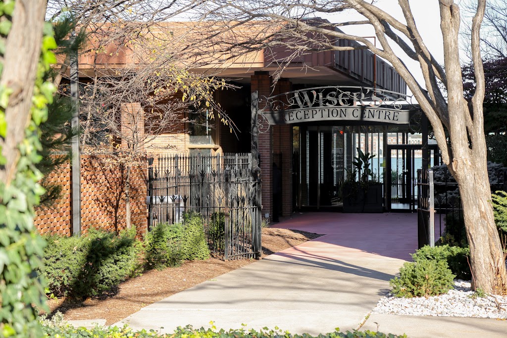 Windsor Club | 2072 Riverside Dr E, Windsor, ON N8Y 4S5, Canada | Phone: (519) 258-1465