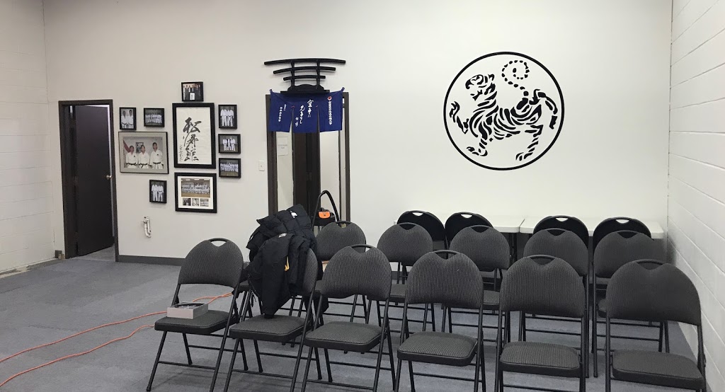 World Class Karate | 2485 Dunwin Dr #2, Mississauga, ON L5L 1T1, Canada | Phone: (416) 315-0187