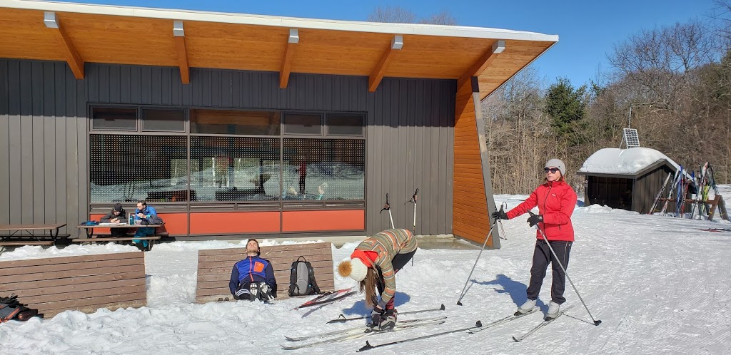 Lac Renaud Shelter | Pontiac, QC J0X 2W0, Canada | Phone: (819) 827-2020