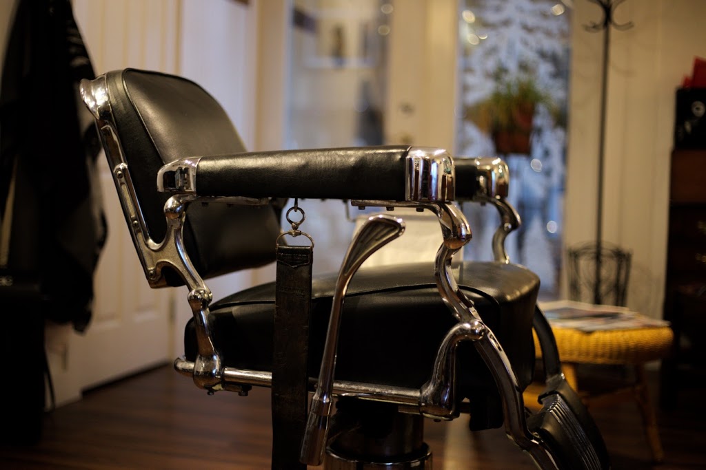 gentlemens Chair barber shop | 1725 Cowichan Bay Rd, suite 4, Cowichan Bay, BC V0R 1N1, Canada | Phone: (250) 466-5350