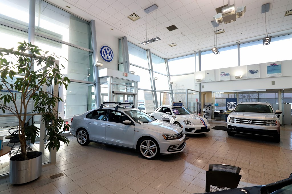 Oakville Volkswagen | 1355 North Service Rd W, Oakville, ON L6M 2W2, Canada | Phone: (905) 844-3285