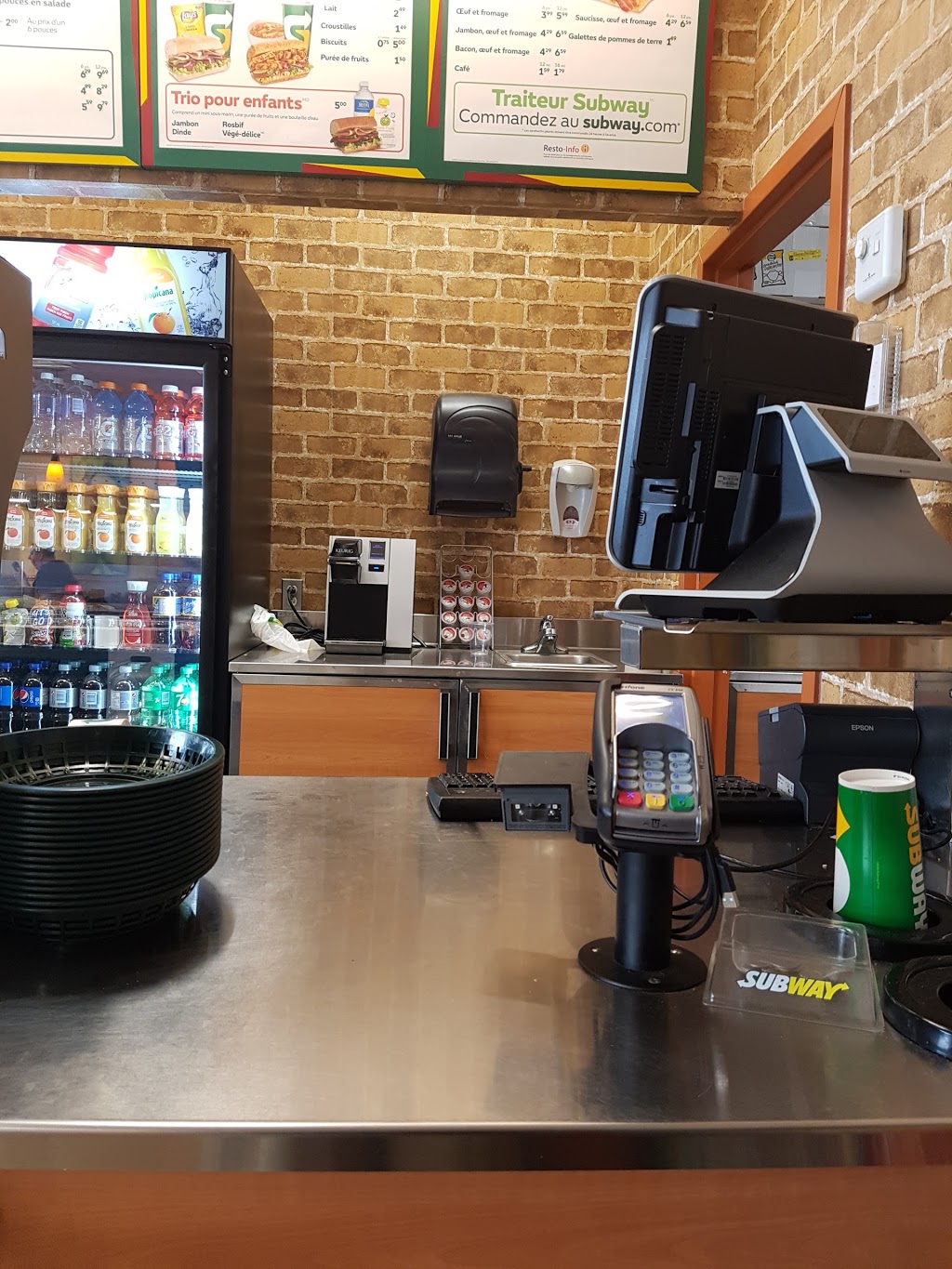 Subway | 1216, de, Rue de Neuville, Gatineau, QC J8M 1W2, Canada | Phone: (819) 281-3321