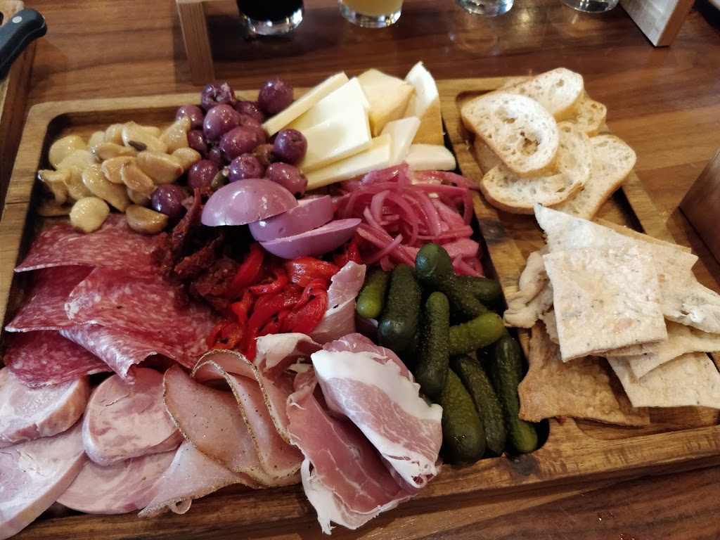 Redline Brewhouse | 431 Bayview Dr 8 & 9, Barrie, ON L4N 8Y2, Canada | Phone: (705) 881-9988