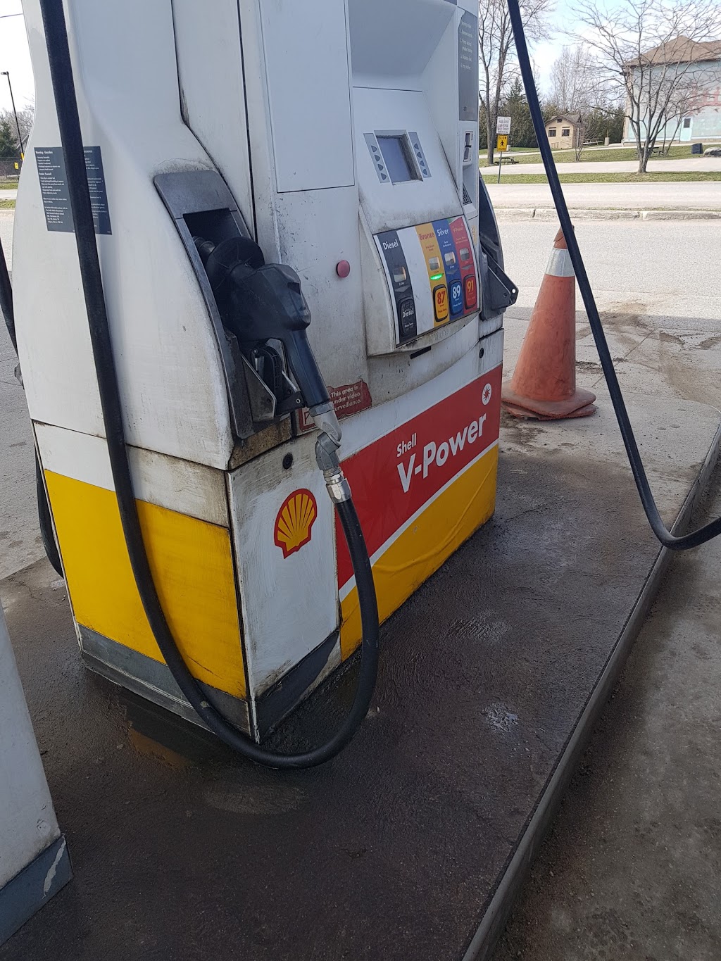 Mnjikaning Shell C Store | 5884 Rama Rd, Orillia, ON L3V 6H6, Canada | Phone: (705) 329-2978