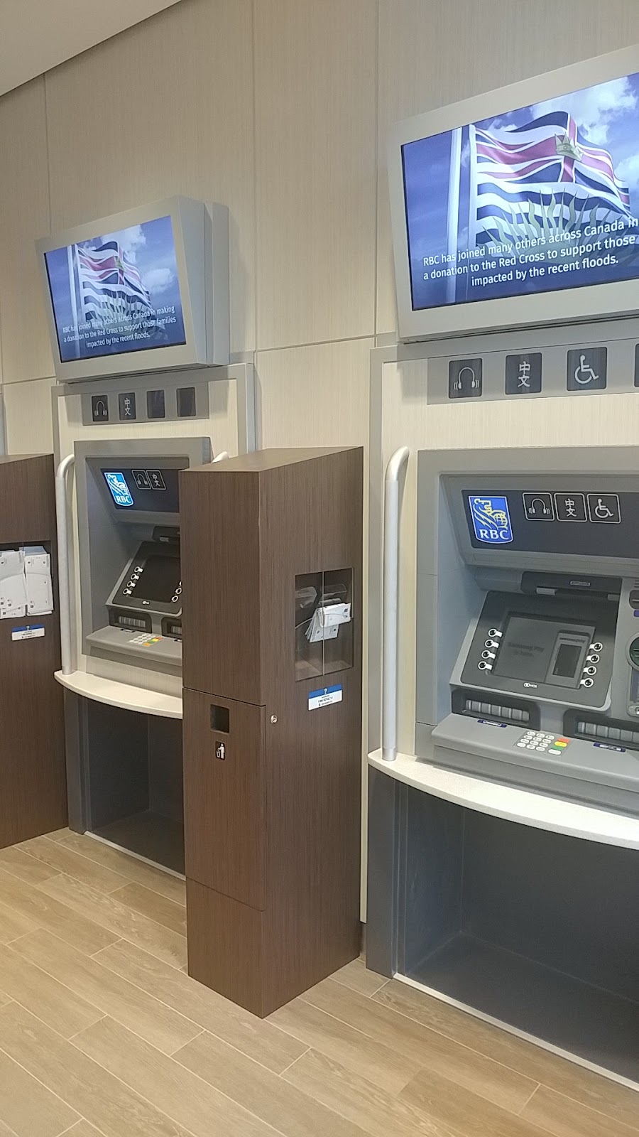 RBC Royal Bank | 236 Ritson Rd N, Oshawa, ON L1G 0B2, Canada | Phone: (905) 723-8511