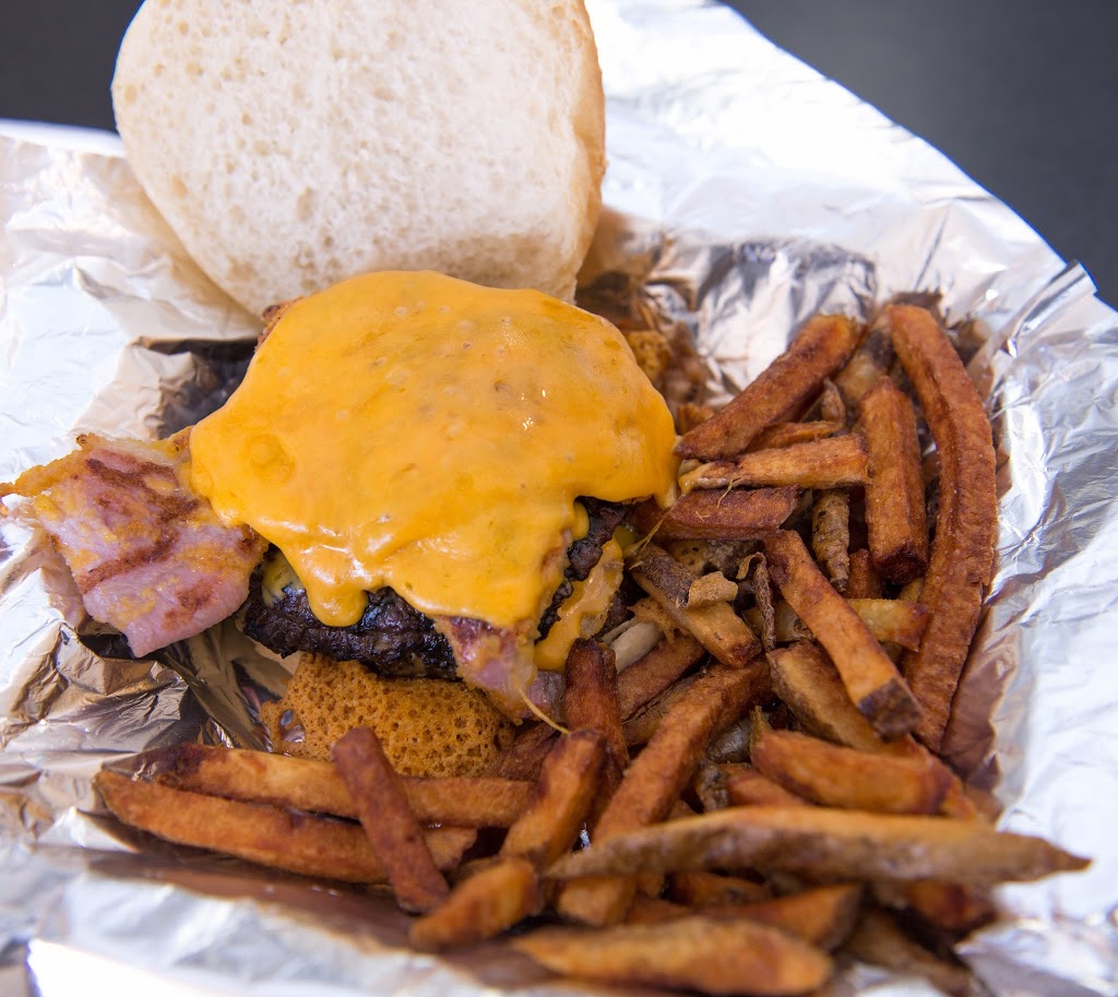 Lets Eat | 140 Hadati Rd, Guelph, ON N1E 6N3, Canada | Phone: (519) 763-4449
