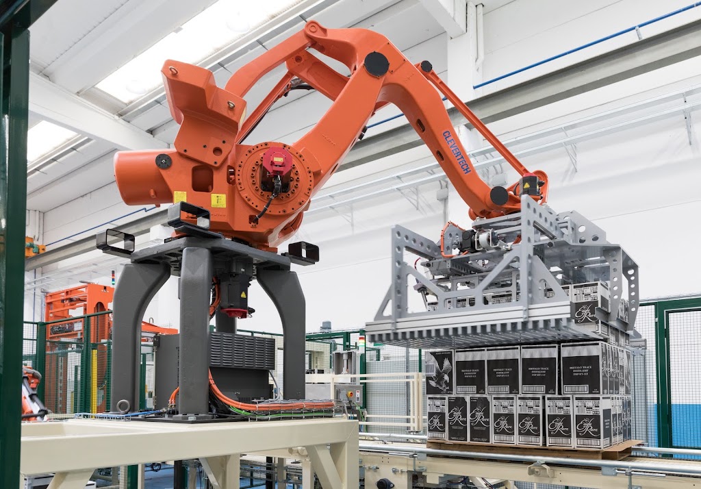 STORCAN - Production Line Solutions | 215 Bd Industriel, Châteauguay, QC J6J 4Z2, Canada | Phone: (450) 698-2158