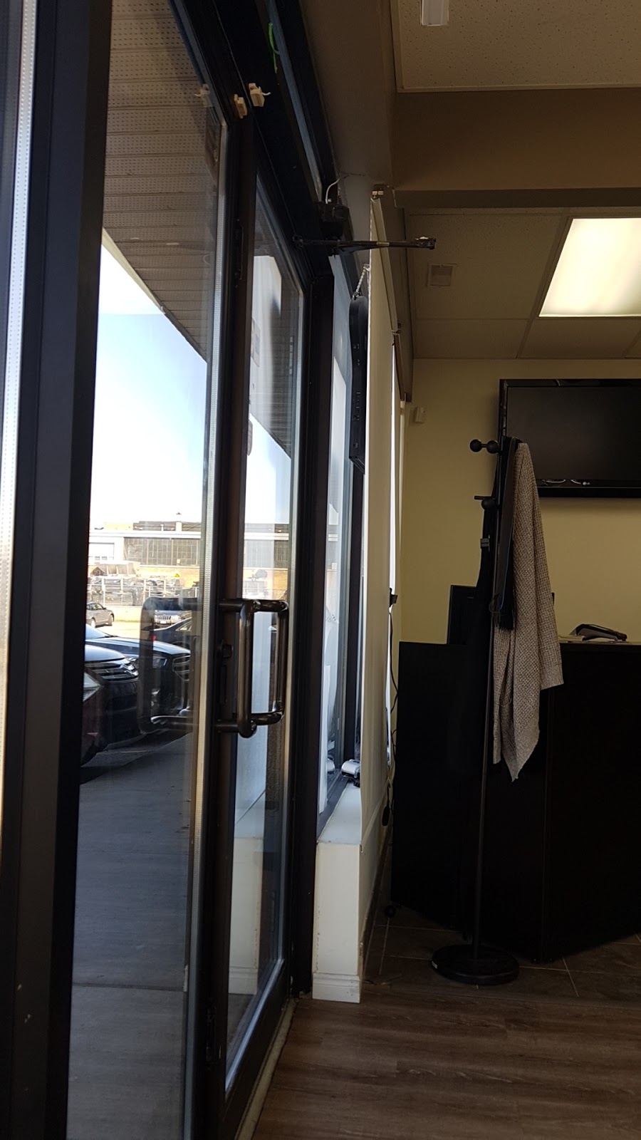 Nappys Hair Studio | 2199 Midland Ave #6, Scarborough, ON M1P 5H8, Canada | Phone: (416) 502-0443