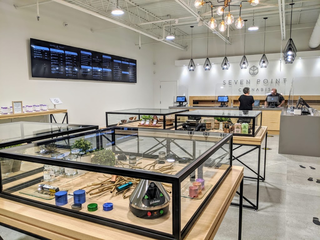 Seven Point Cannabis Brantford | 10 Stanley St Unit 1, Brantford, ON N3S 7N4, Canada | Phone: (519) 304-1020