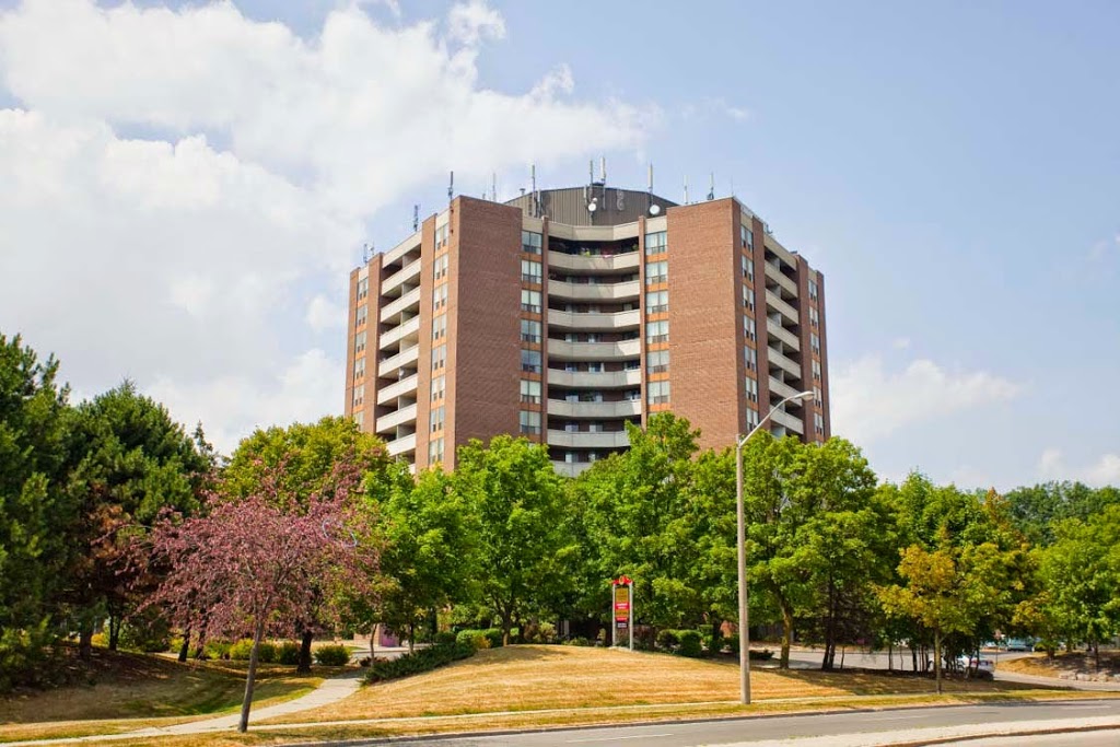Rathburn Apartments | 2121 Rathburn Rd E, Mississauga, ON L4W 2X3, Canada | Phone: (905) 625-7954