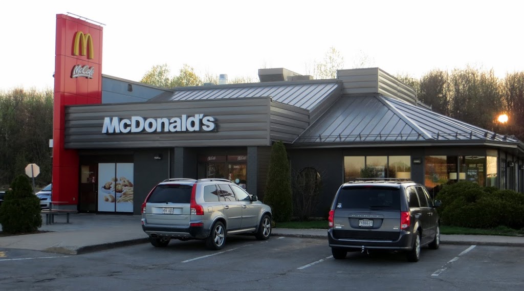 McDonalds | 104 QC-201, Rigaud, QC J0P 1P0, Canada | Phone: (450) 458-3030