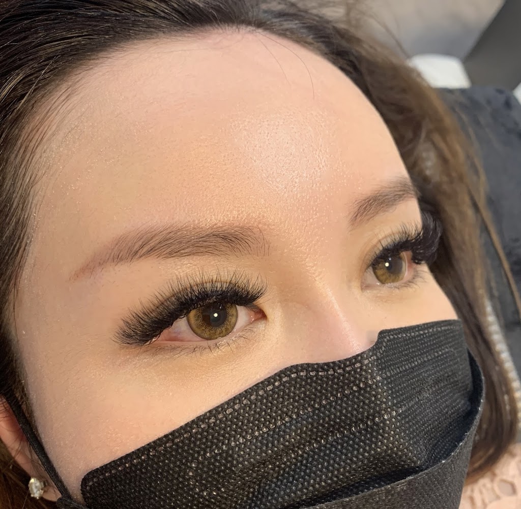 Lazzy Lashes | 3680 Rosamond Ave, Richmond, BC V7E 1A7, Canada | Phone: (604) 779-1221