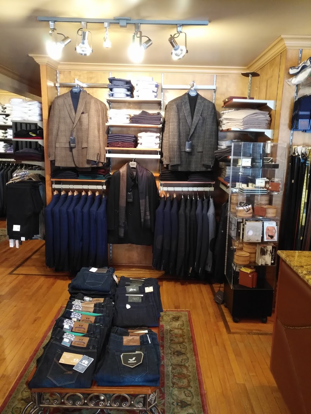 Boutique Azzur | 276 Boul Labelle, Rosemère, QC J7A 2H4, Canada | Phone: (450) 437-4700