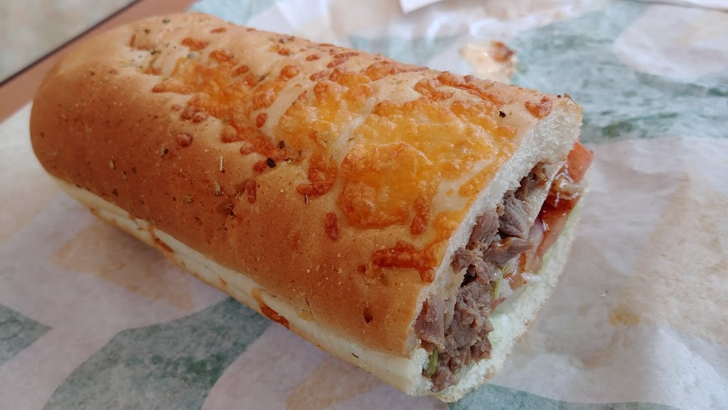Restaurant SUBWAY | 880 Rue King E, Sherbrooke, QC J1G 1C9, Canada | Phone: (819) 563-0040