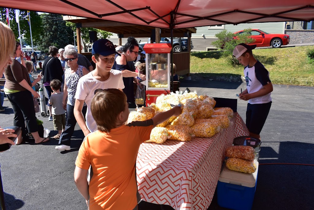 Marché des Fermiers de Bouctouche Farmers Market | 9 Irving Blvd, Bouctouche, NB E4S 3J3, Canada | Phone: (506) 744-1020