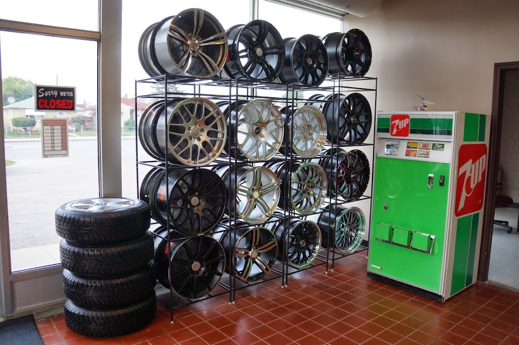 Civic Auto | 720 Nairn Ave, Winnipeg, MB R2L 0X7, Canada | Phone: (204) 505-0911