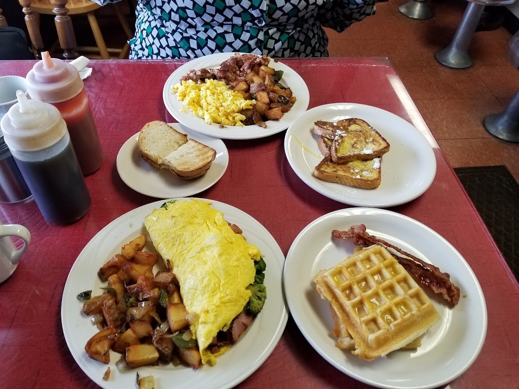Hyde Park Café | 2301 Hyde Park Blvd, Niagara Falls, NY 14305, USA | Phone: (716) 297-7687