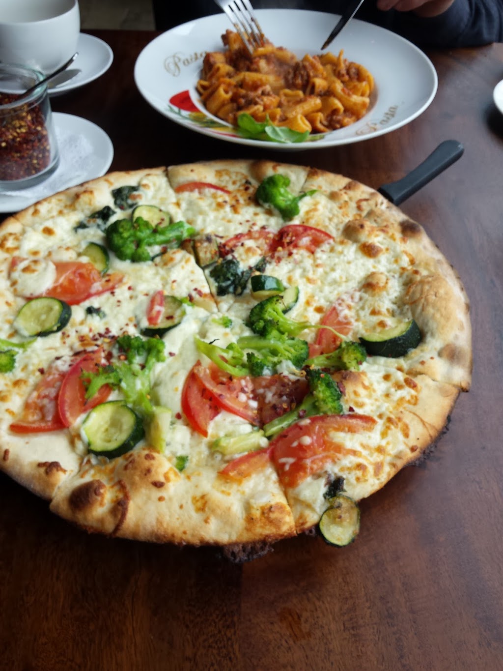 Vaticano Italian Restaurant Fort Erie | 90 Niagara Blvd, Fort Erie, ON L2A 3G3, Canada | Phone: (905) 871-6244