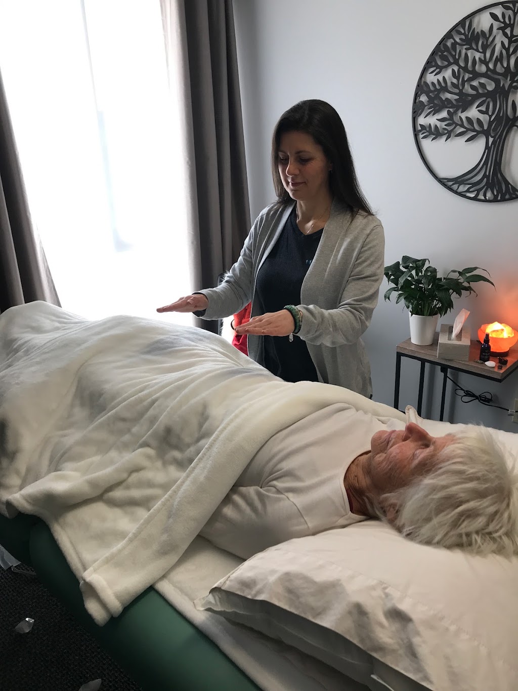 HealThy Self Reiki & Wellness | 103 Windle Village Crescent, Thorold, ON L2V 4Z5, Canada | Phone: (807) 632-2654