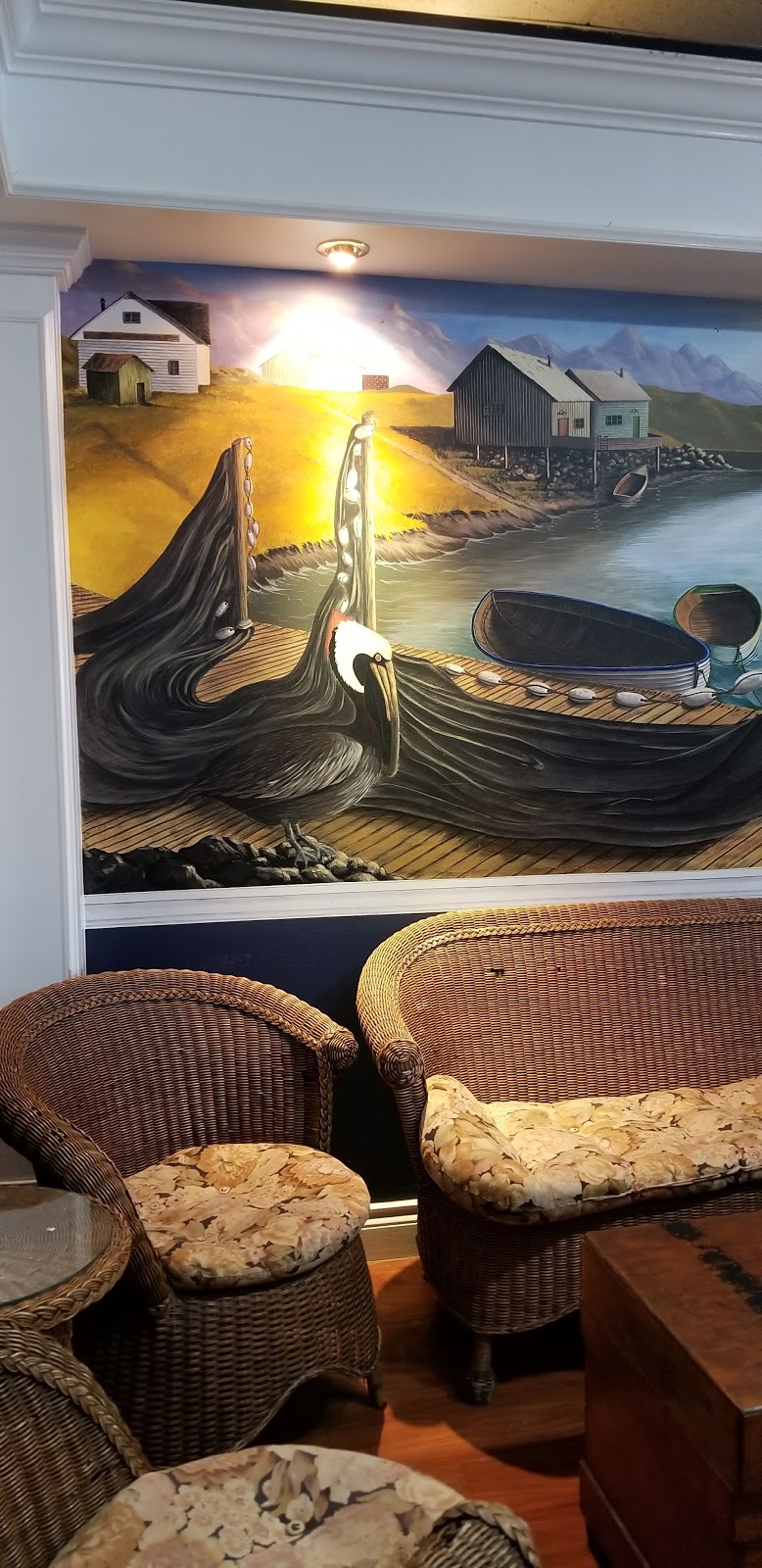 Pelican Rouge Cafe | 15142 North Bluff Rd, White Rock, BC V4B 5M1, Canada | Phone: (604) 541-8778