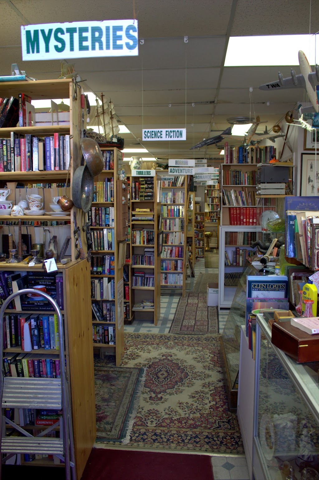 Fly By Night Books and Antiques | 792 Brant St, Burlington, ON L7R 2J2, Canada | Phone: (905) 484-9948