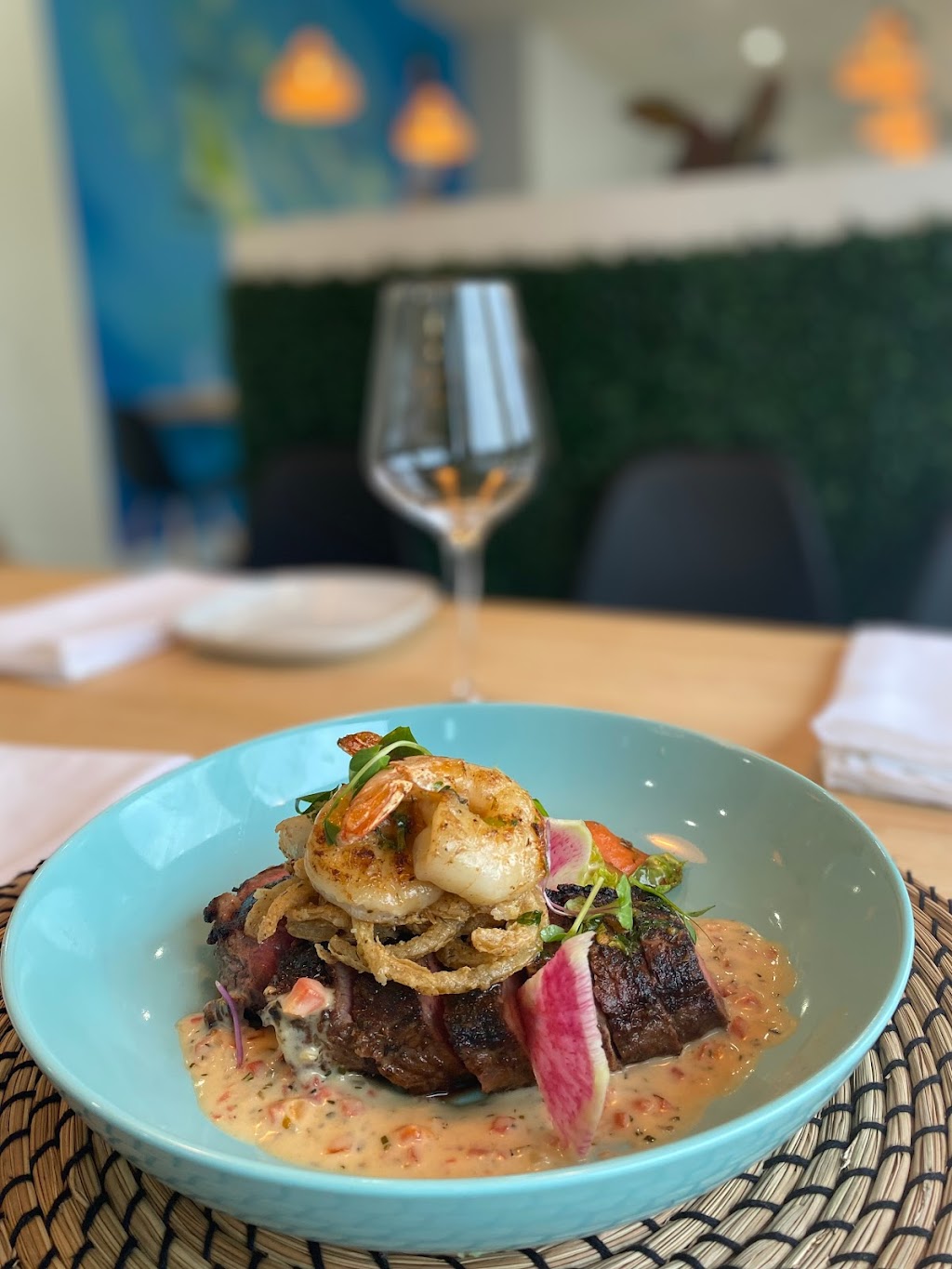 East Coast Conch Restaurant & Bar | 771 Bedford Hwy Unit 5, Bedford, NS B4A 1A1, Canada | Phone: (902) 835-8681