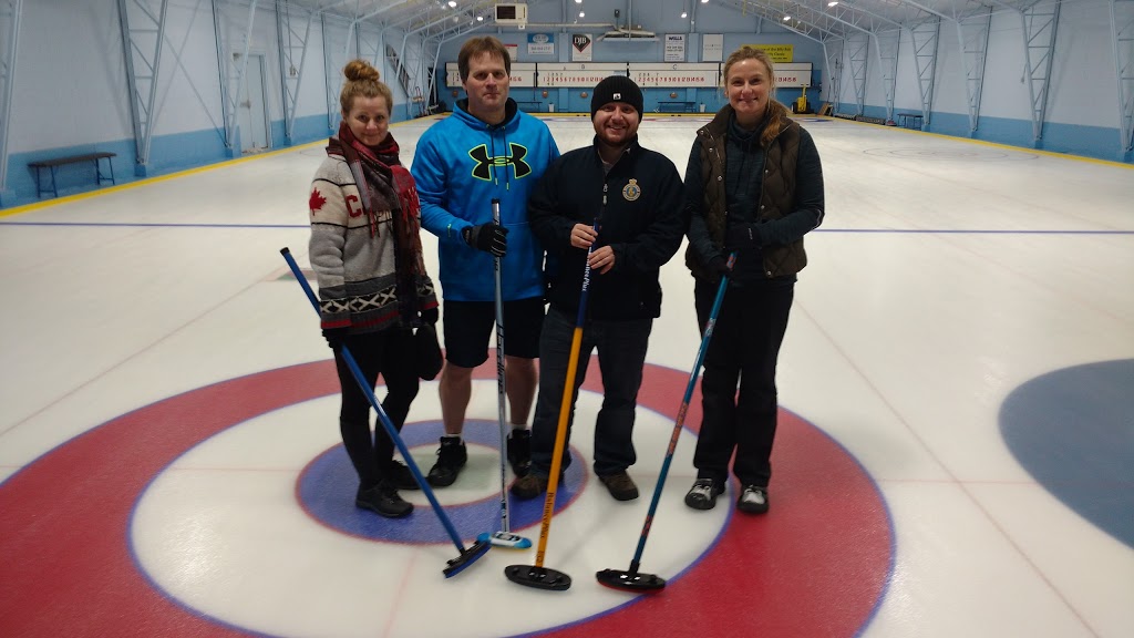 Grimsby Curling Club | 277 Kerman Ave, Grimsby, ON L3M 3W3, Canada | Phone: (905) 945-2688