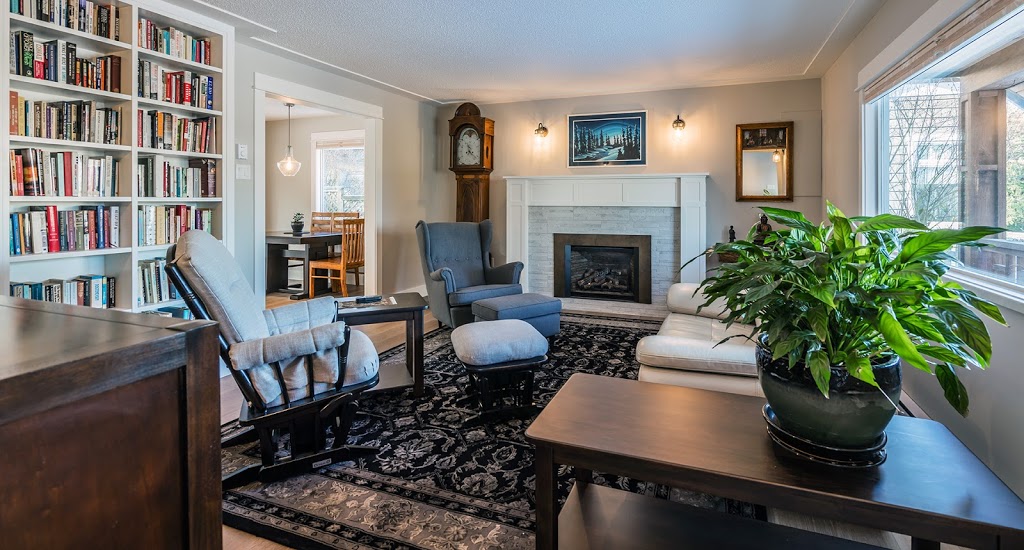 Alair Homes Surrey Central | 14388 103 Ave #5, Surrey, BC V3T 1J0, Canada | Phone: (604) 256-3931