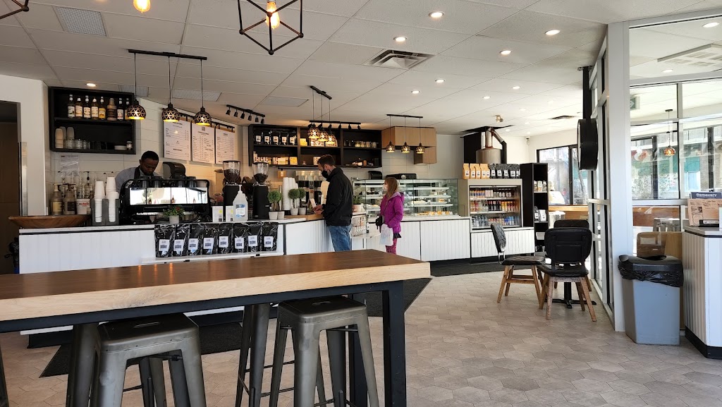 AGGÜDO COFFEE ROASTERS | 338 10 St NW #6, Calgary, AB T2N 1V8, Canada | Phone: (403) 690-3773